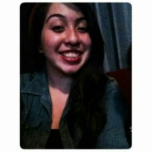 Meet your Posher, Ashley