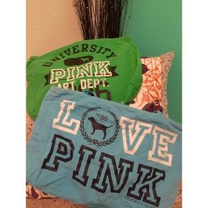 VS PINK Totes - 2 for 10$ - Good Condition!