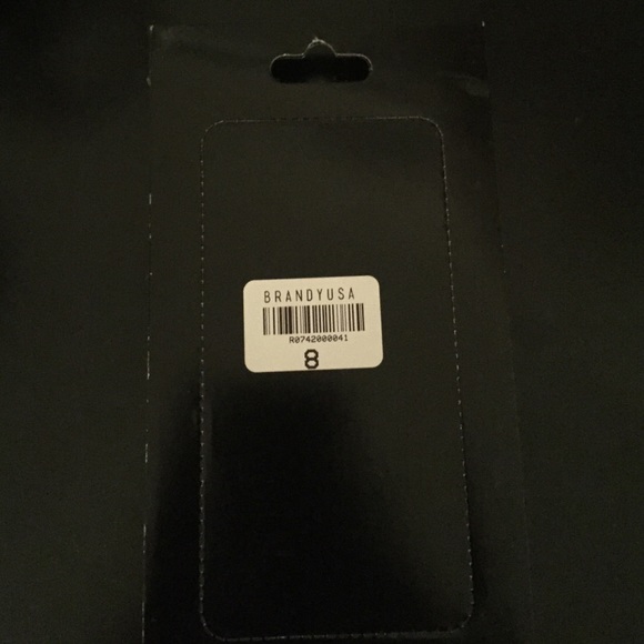 Brandy Melville phone case - Picture 2 of 2