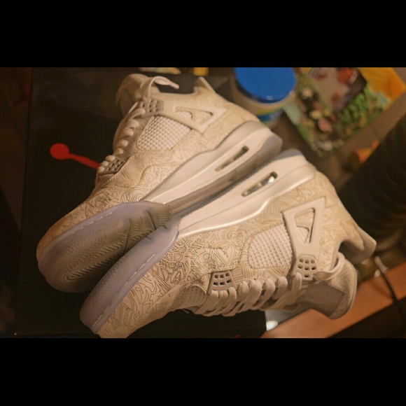 Laser 4s - Picture 3 of 3