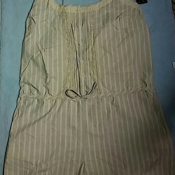 Cream & Grey stripped romper