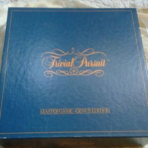 Authentic vintage 1981 trivial pursuit