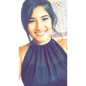 Meet your Posher, Naayaab