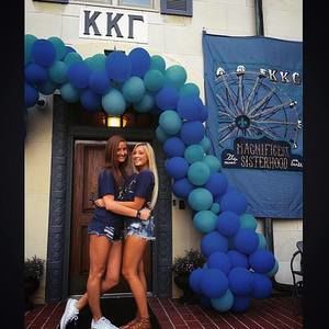 Meet your Posher, Julie