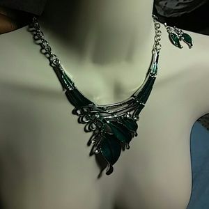Emerald green necklace