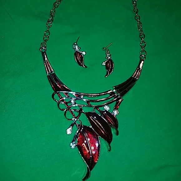 Beautiful Ruby red necklace