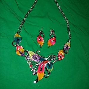 Multi colored necklace