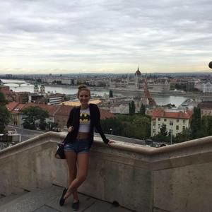 Meet your Posher, Jessica