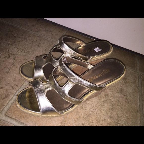 Boston proper veges shoes size 8