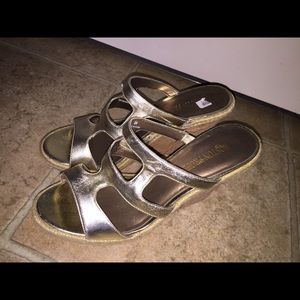 Boston proper veges shoes size 8