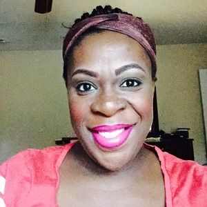 Meet your Posher, Chariesse