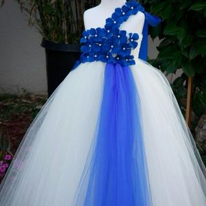 Flower girl dress