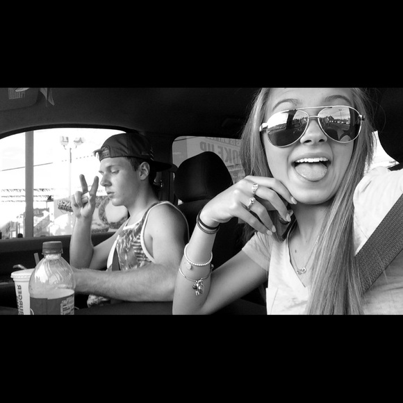 Meet your Posher, Lindsey