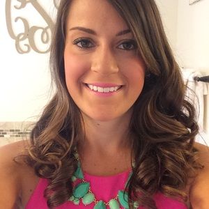 Meet your Posher, Christina