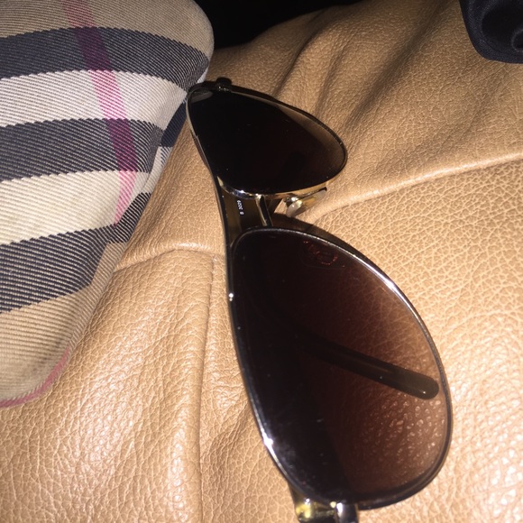 Burberry Glasses 100% authentic - Picture 2 of 2