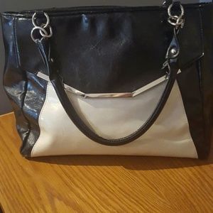 Versona handbag