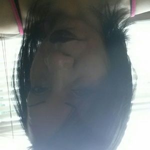 Meet your Posher, Yolanda