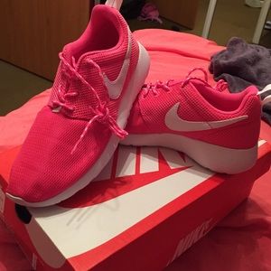 Pink Roshe