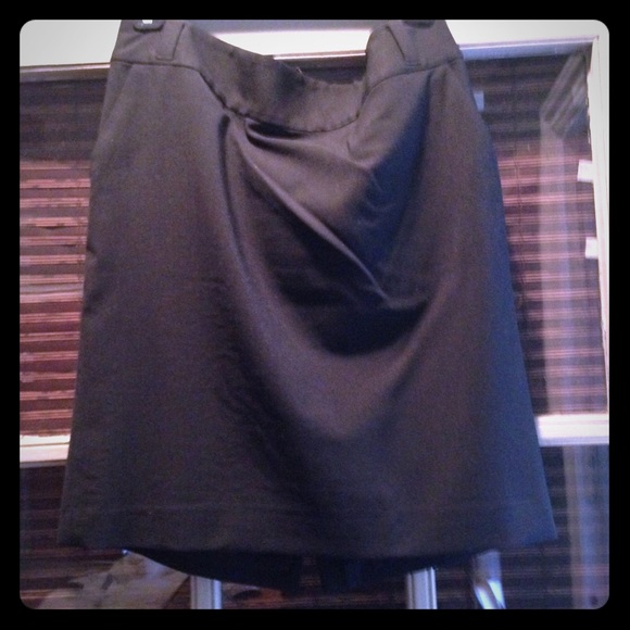 Black Banana Republic wool crepe skirt