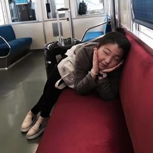 Meet your Posher, Mina