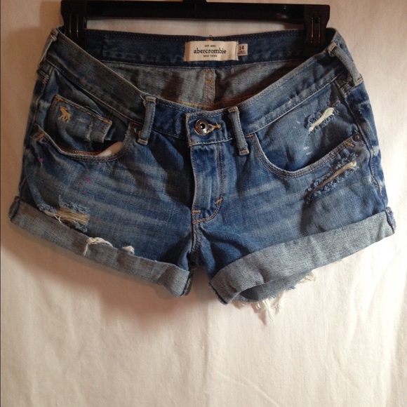 🚫SOLD Abercrombie Jean Shorts ❤️ - Picture 2 of 3