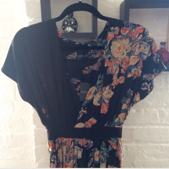 Asos NWT black & floral print dress, size 0 - Picture 4 of 4