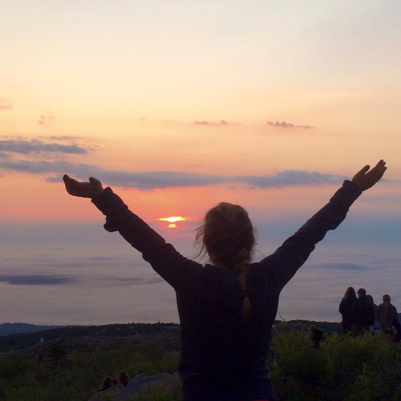 Meet your Posher, Julia - Picture 1 of 1