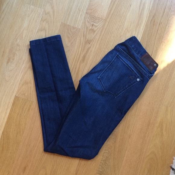 Maternity skinny jean