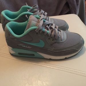8.5 Women's  Air Max Nike