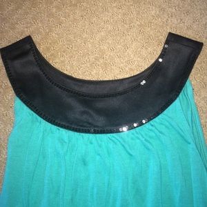 Gorgeous bib necked tunic