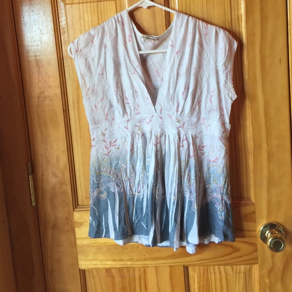 Flowy work or casual top