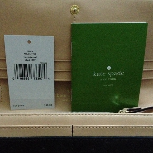 Authentic Spade Wallet - Picture 4 of 4