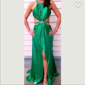 Emerald green prom homecoming dress