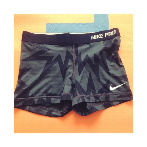 ❤️SOLD RARE NIKE PRO KAPOWS - Picture 4 of 4