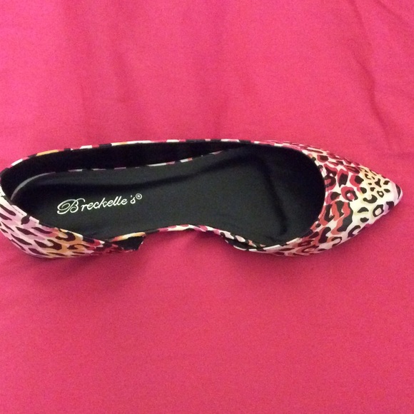 Breckelle's - Picture 2 of 3