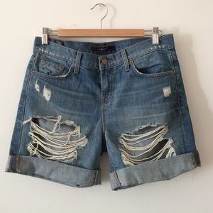 BF distressed short