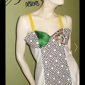Short sleeveless dress