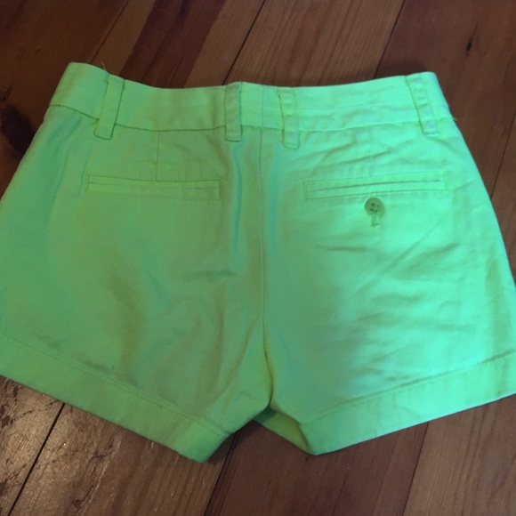 J.Crew Broken In Chino Shorts 3" Bright Yellow - Picture 3 of 3