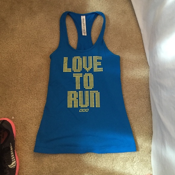 Lorna Jane workout tank