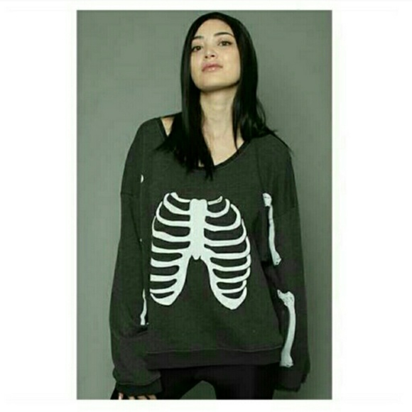 *Sold* Wildfox Skelly Oversized Sweatshirt - Picture 2 of 2