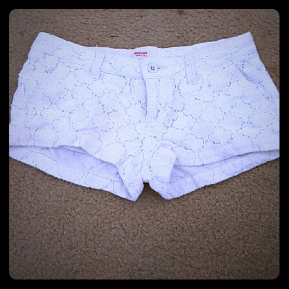 White lace shorts