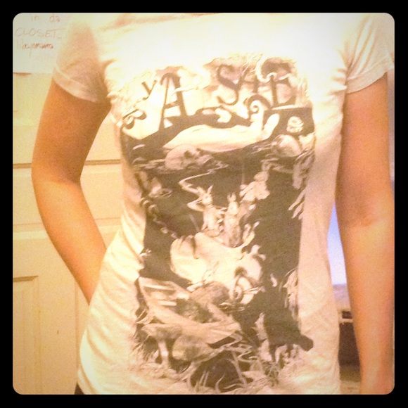 Women's Threadless rabbit tee