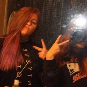 Meet your Posher, Evelyn