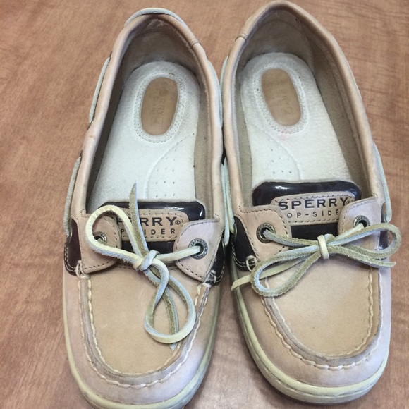 SOLD✨ CHEETAH SPERRYS - Picture 2 of 4