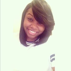 Meet your Posher, Jasmine