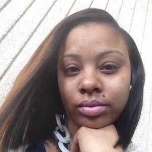 Meet your Posher, Ebonique