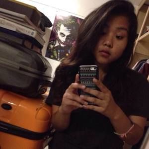 Meet your Posher, Eva