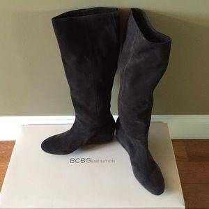 BCBG style BG-ISANNA