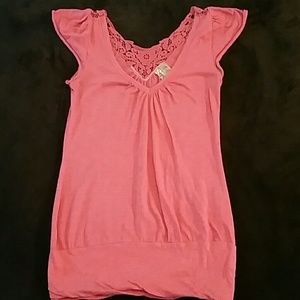 🚫SOLD🚫 TO LOCAL BUYER! Cotton top in salmon