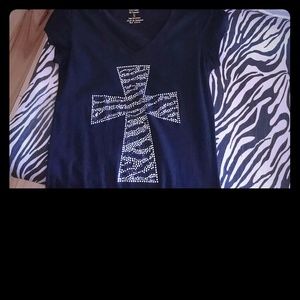 Sm black shirt with cross and zebra bling, by-kys.